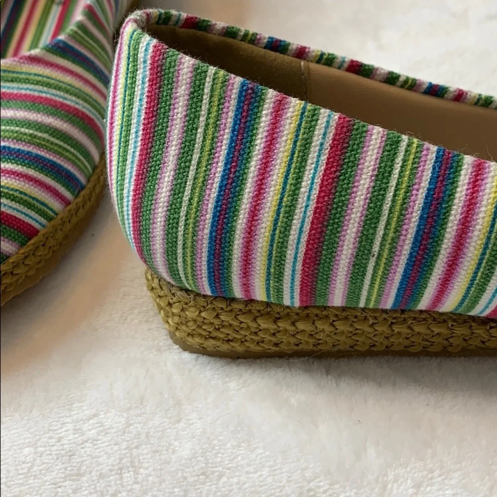 Beacon Multi Colorful Striped Espadrilles Wedges size 8.5 NARROW shoes